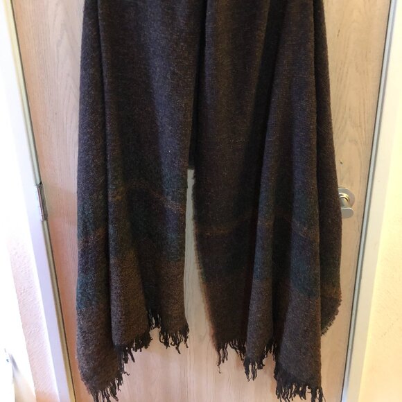 Kerry Woollen Mills Lambswool Scarf - Picture 2 of 7